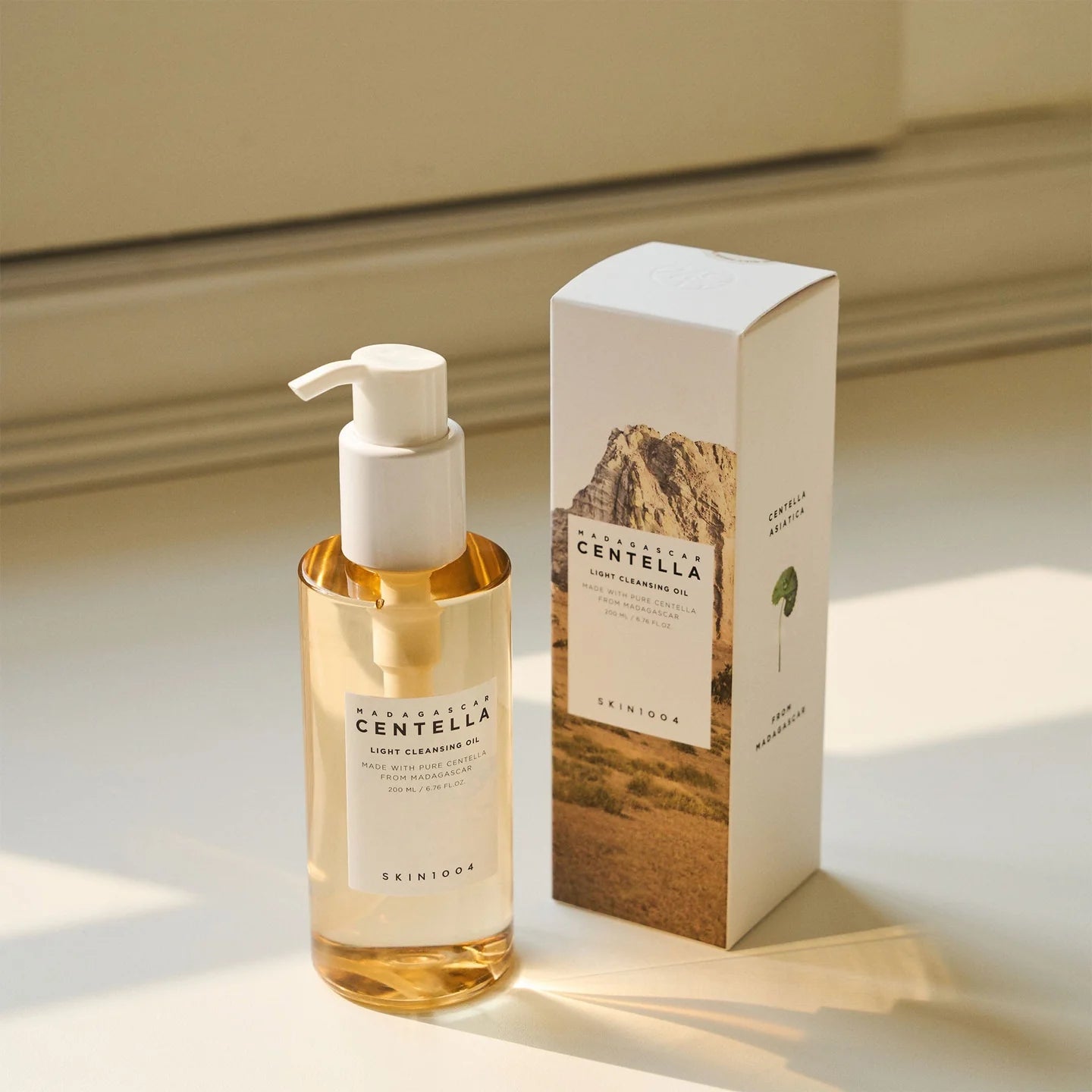 Centella Light Cleansing Oil Light & Gentle Cleansing Oil 200ml